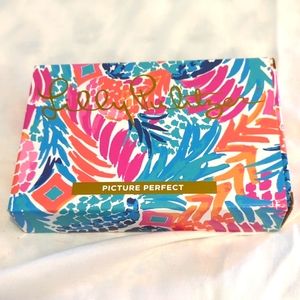 Lilly Pulitzer glass photo frame in Goombay Smashed brand new